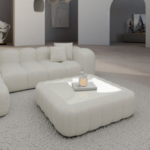 BOUCLE White